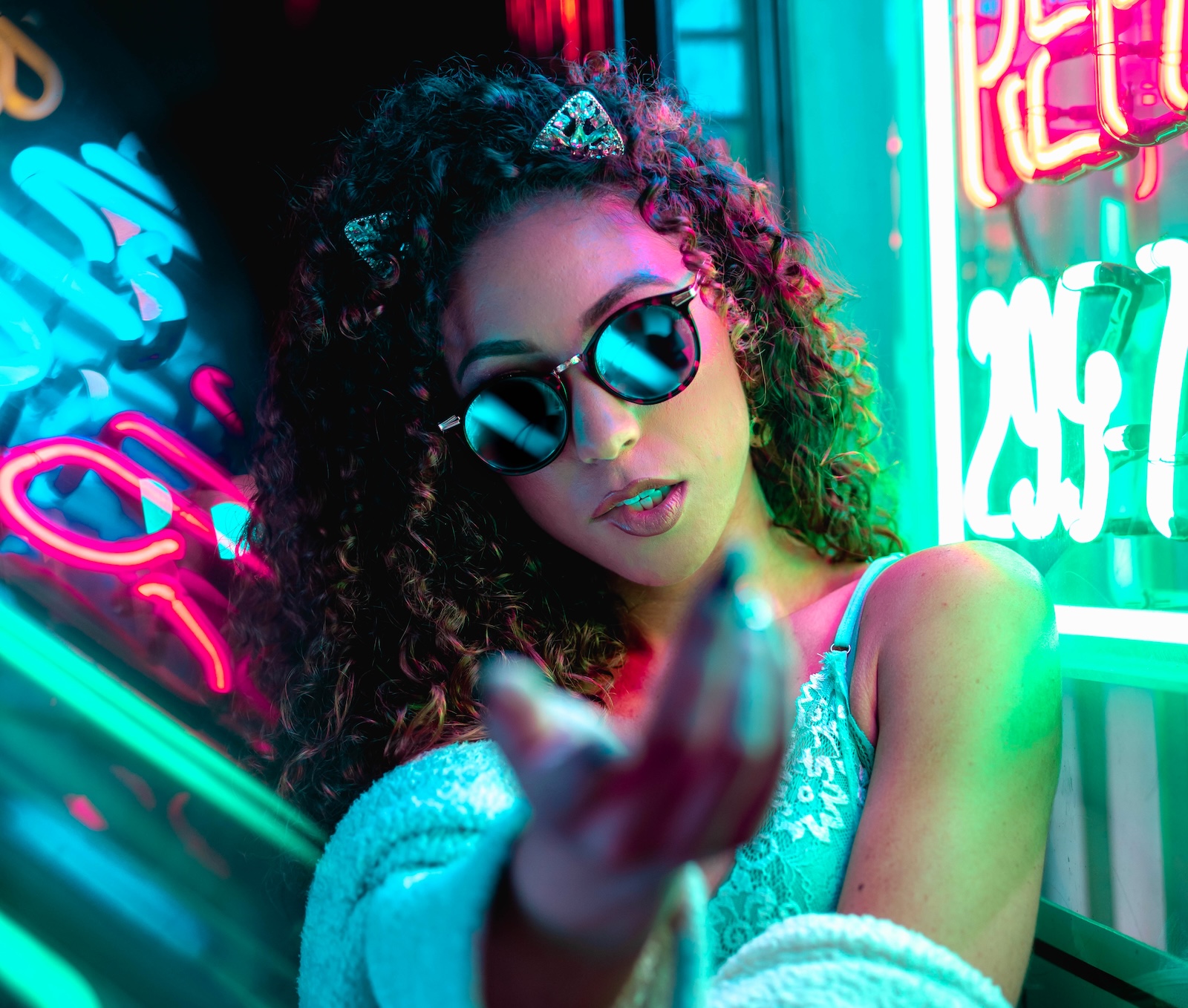 Come misurare il ROI della comunicazione aziendale: metriche e framework [2026]