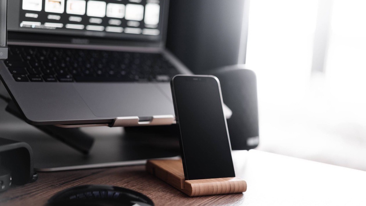 Quanto costa la gestione social media con un'agenzia nel 2026: prezzi, servizi e come confrontare i preventivi